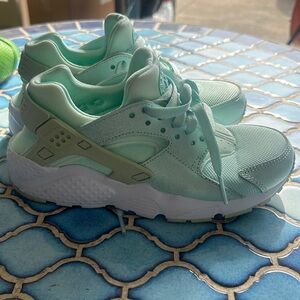 Nike Air Huarache Run